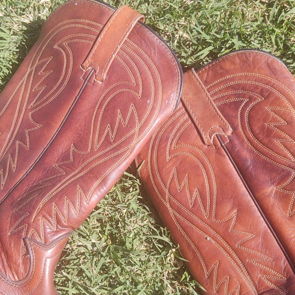 Laredo Cowboy Boots - Picture 4 of 8